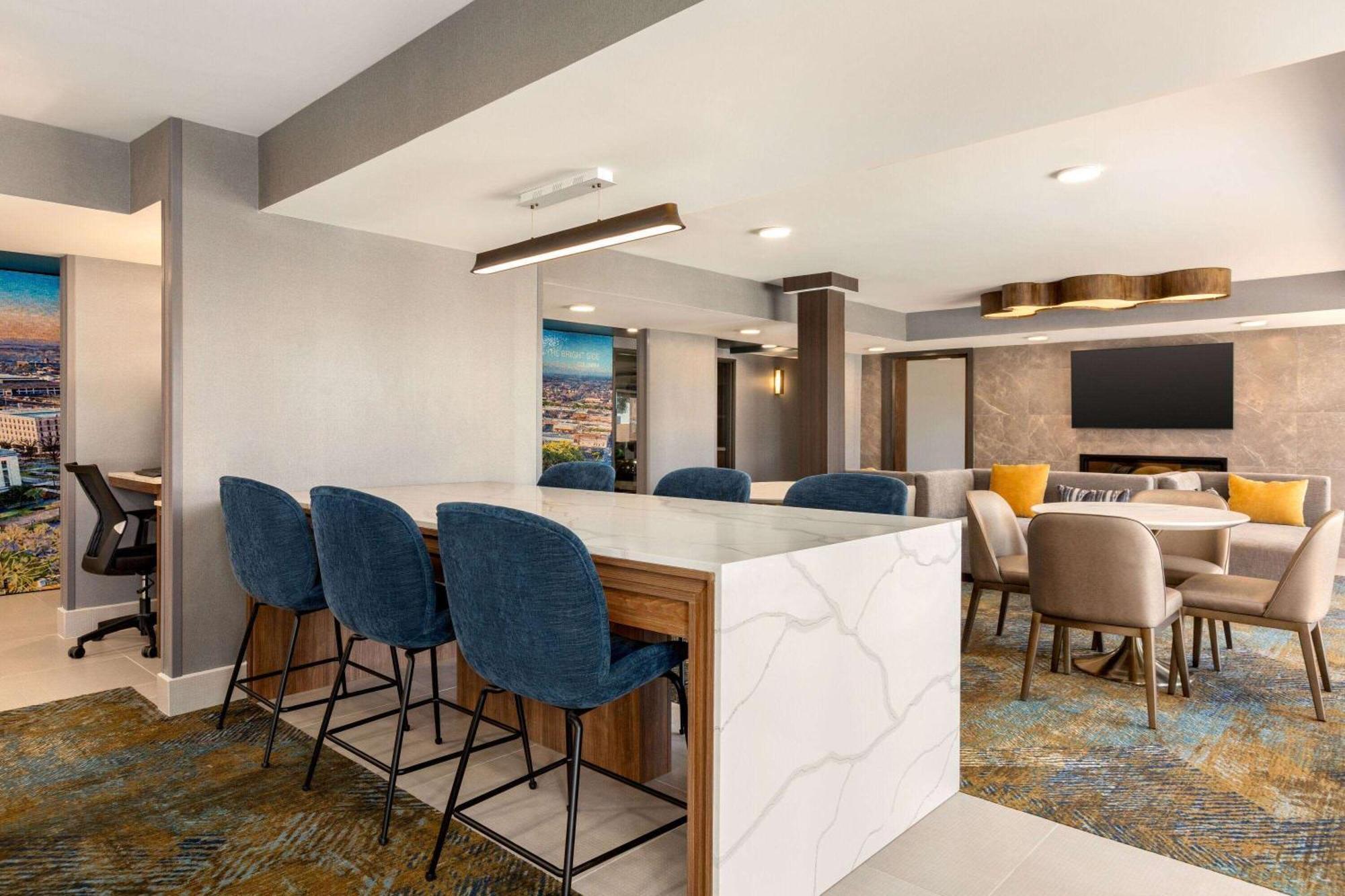 La Quinta Inn By Wyndham Columbia Ne Fort Jackson المظهر الخارجي الصورة
