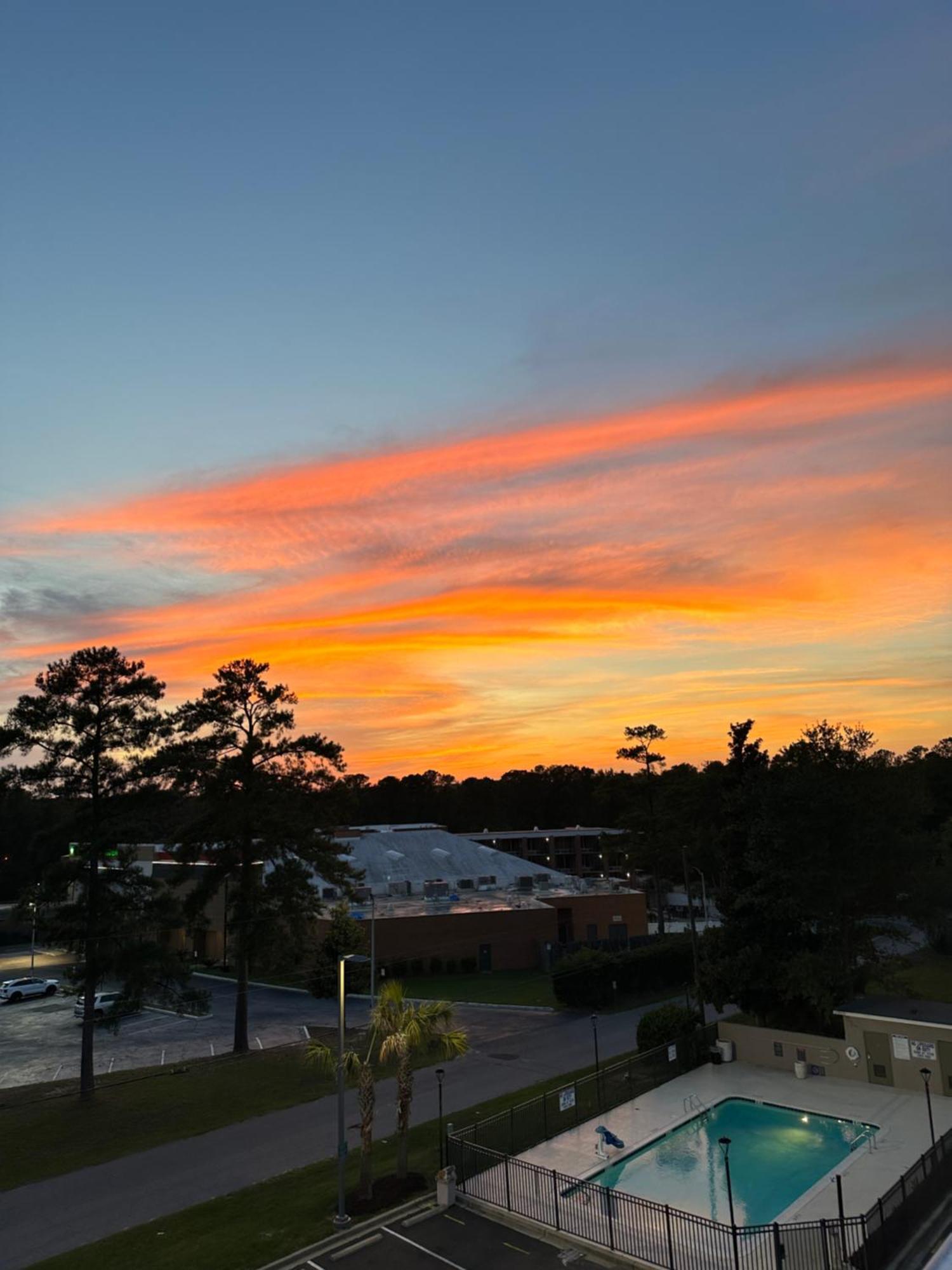La Quinta Inn By Wyndham Columbia Ne Fort Jackson المظهر الخارجي الصورة