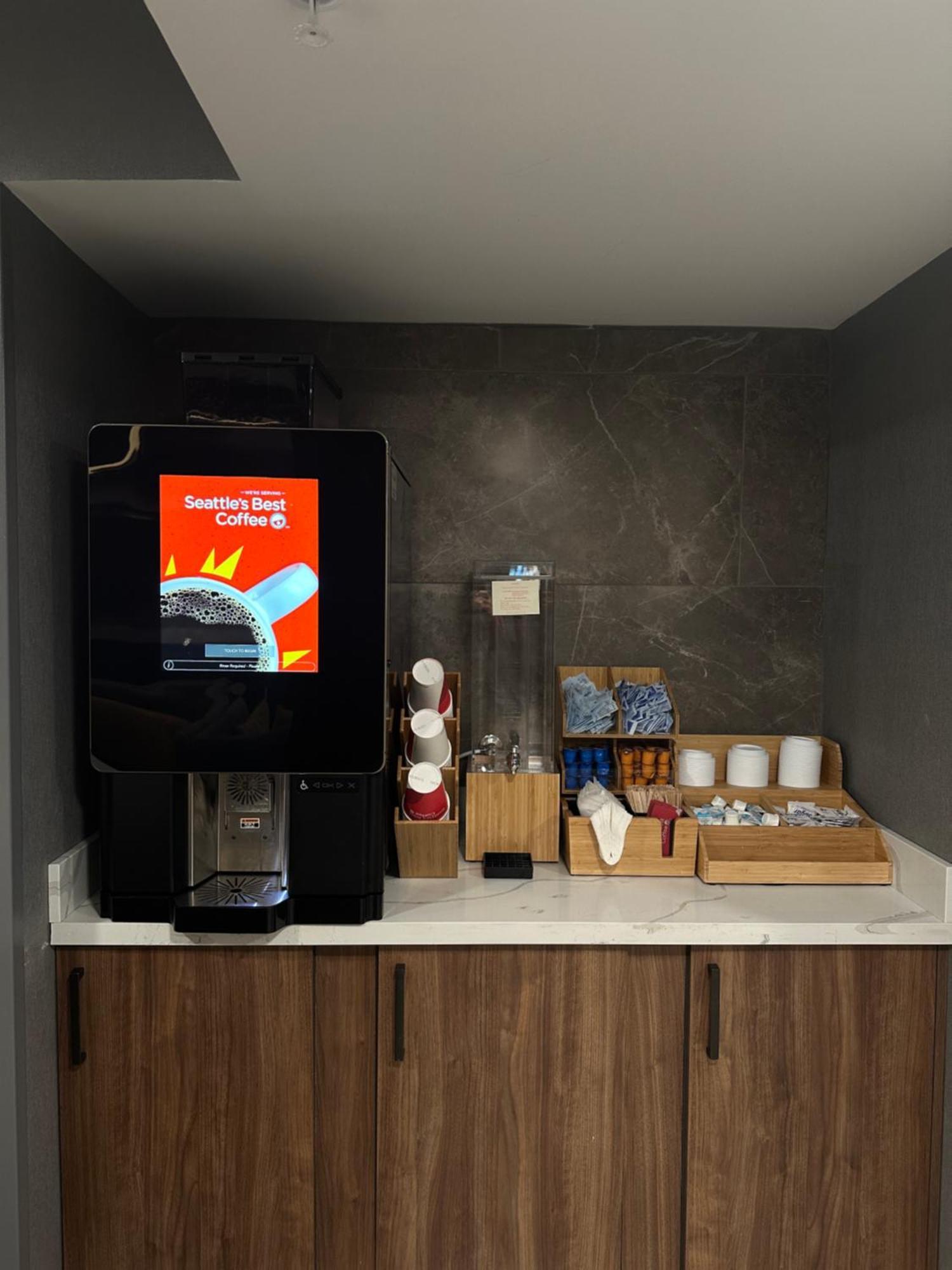 La Quinta Inn By Wyndham Columbia Ne Fort Jackson المظهر الخارجي الصورة