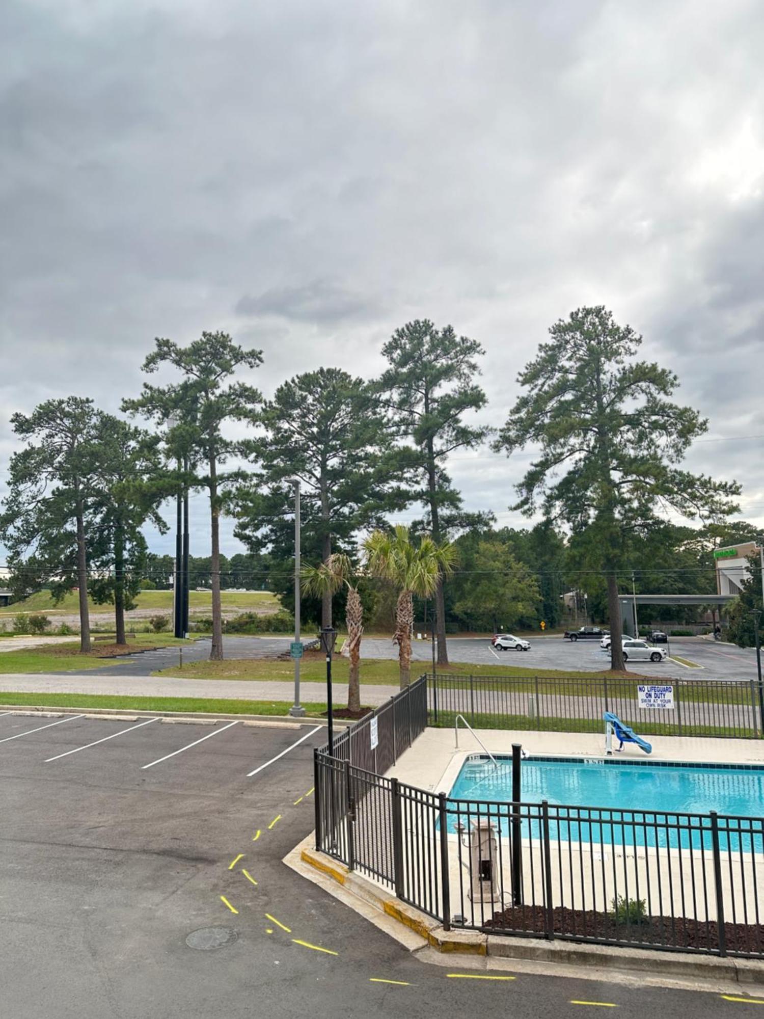 La Quinta Inn By Wyndham Columbia Ne Fort Jackson المظهر الخارجي الصورة